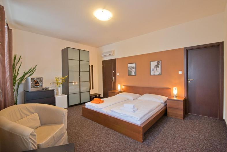 Hotel U Zlateho Byka Pisek  Phòng bức ảnh